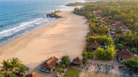 2 pantai selatan Pantai Selatan