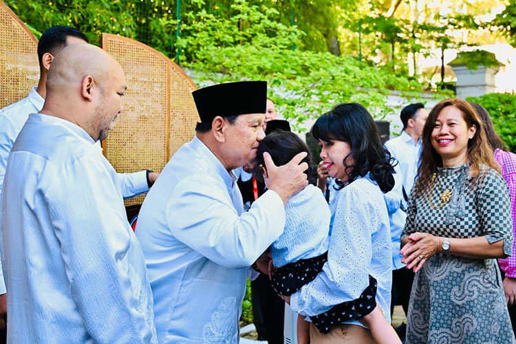 Prabowo di Paris